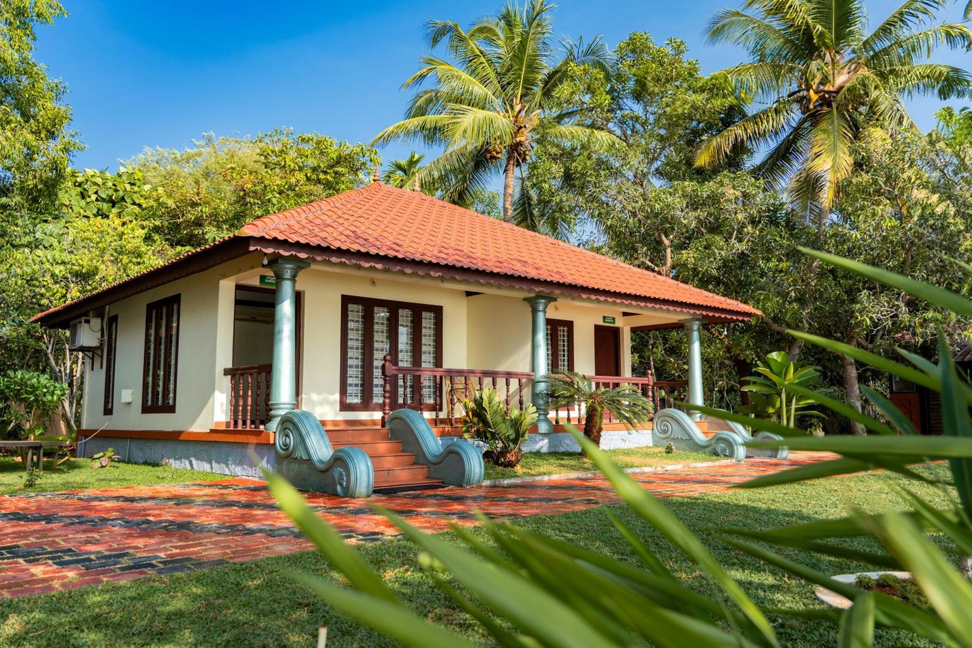 Dhathri Ayurveda Resort And Panchakarma Centre Kāyankulam Zewnętrze zdjęcie